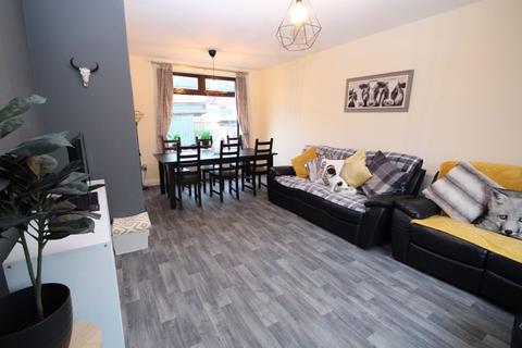 48 Agecroft Road, Romiley, Stockport, SK6 3HR