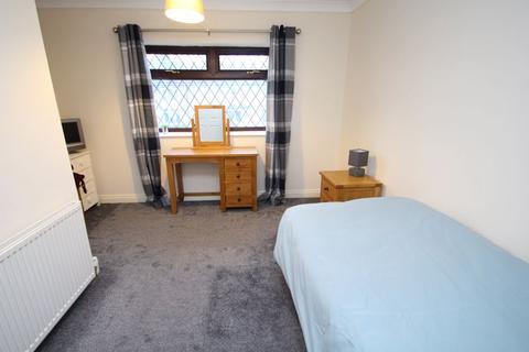 48 Agecroft Road, Romiley, Stockport, SK6 3HR