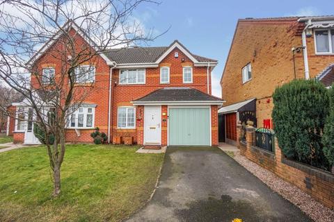 14 Devine Croft, Tipton, DY4 8XJ