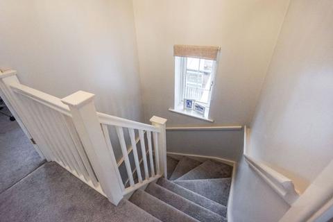 14 Devine Croft, Tipton, DY4 8XJ