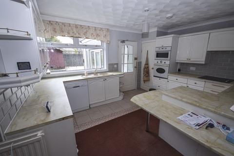 65 Castlehill View, Kilsyth, Glasgow, G65 9NY