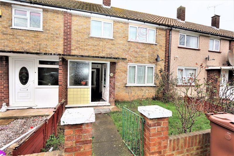 Auckland Close, Tilbury 2 bed house £1,050 pcm (£242 pw)