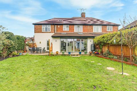 26 Ellesmere Drive, South Croydon, CR2 9EJ
