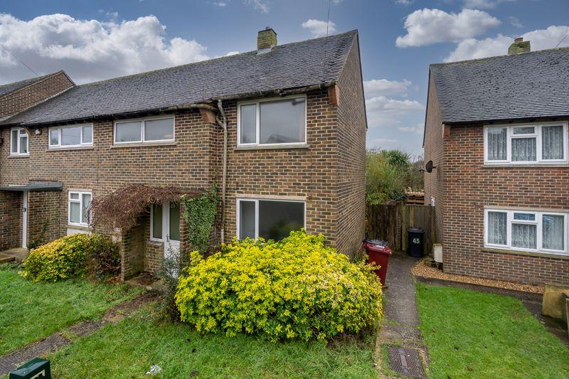 Heather Close, West Ashling 2 bed end of terrace house £270,000