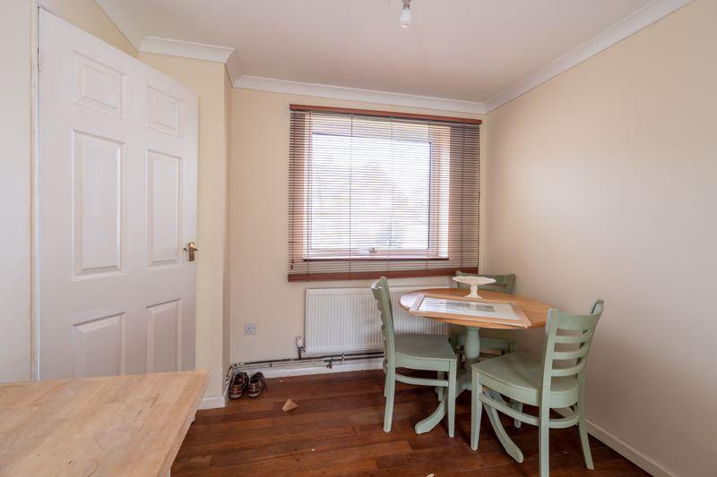 Heather Close, West Ashling 2 bed end of terrace house £270,000