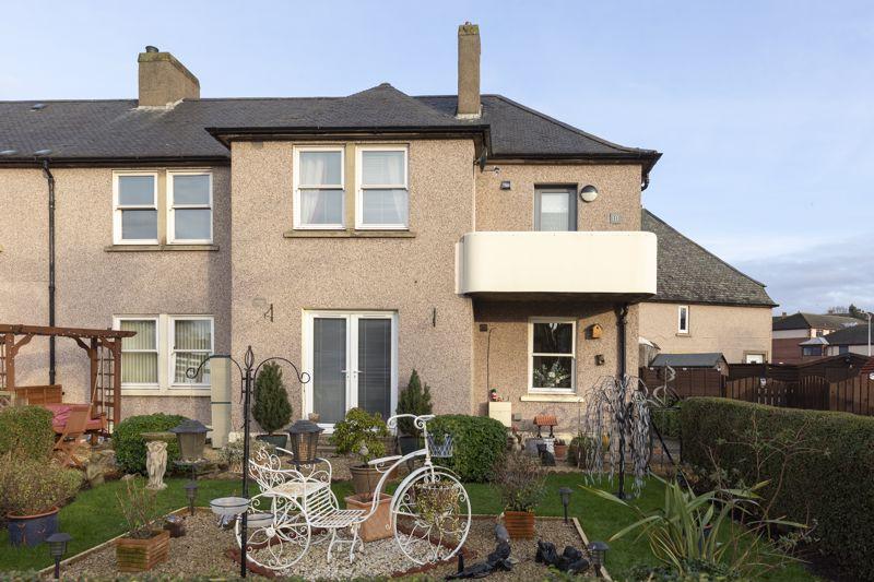 2 Windsor Park Place, Musselburgh 3 bed ground floor flat £160,000