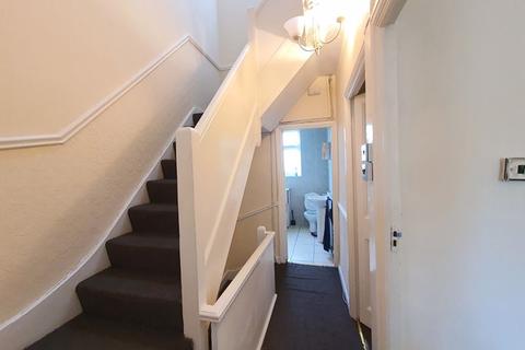 20 Ravenfield Road, London, SW17 8SE