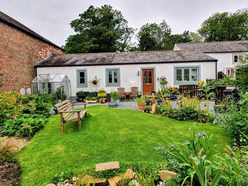 Crosby Grange, CrosbyOnEden 2 bed cottage £170,000