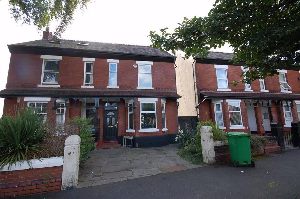 Burnage Lane, Manchester, M19 4 bed semidetached house £1,050 pcm (£