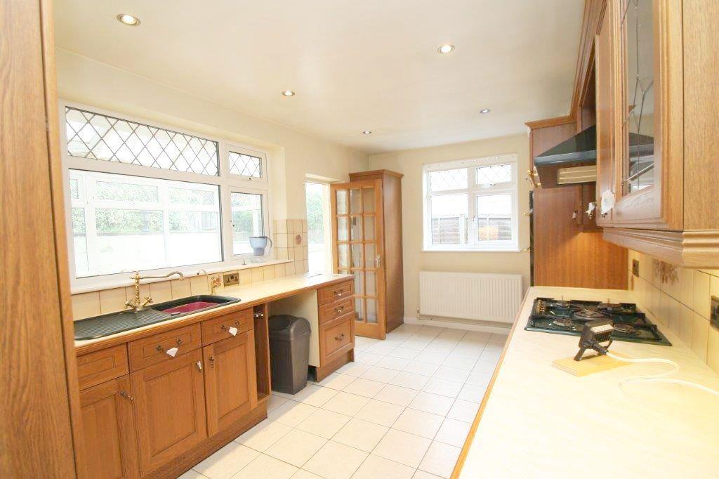 Dock Lane, Bredon 2 bed bungalow £310,000