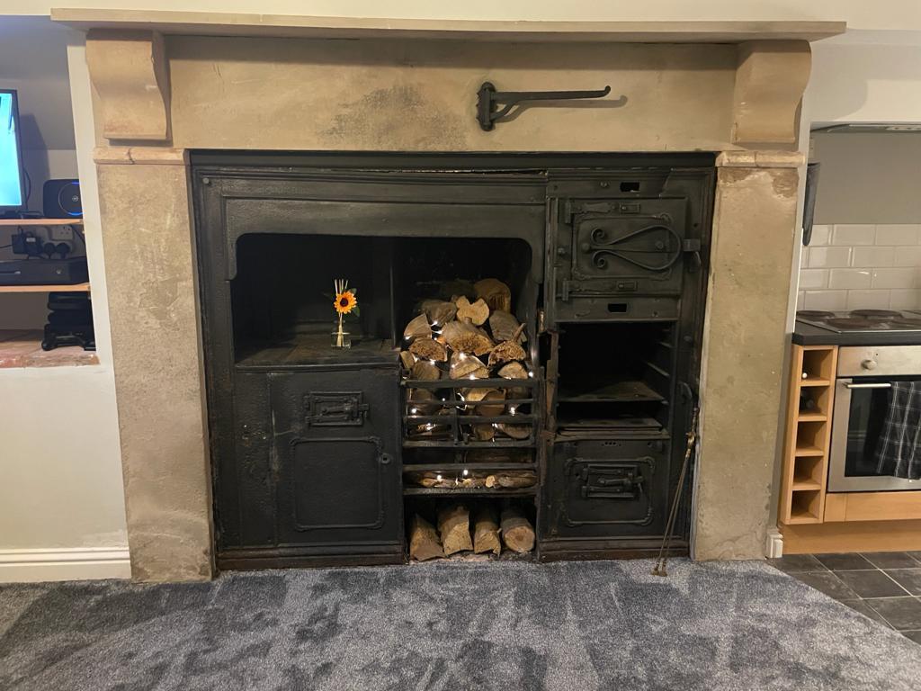 Fireplace feature