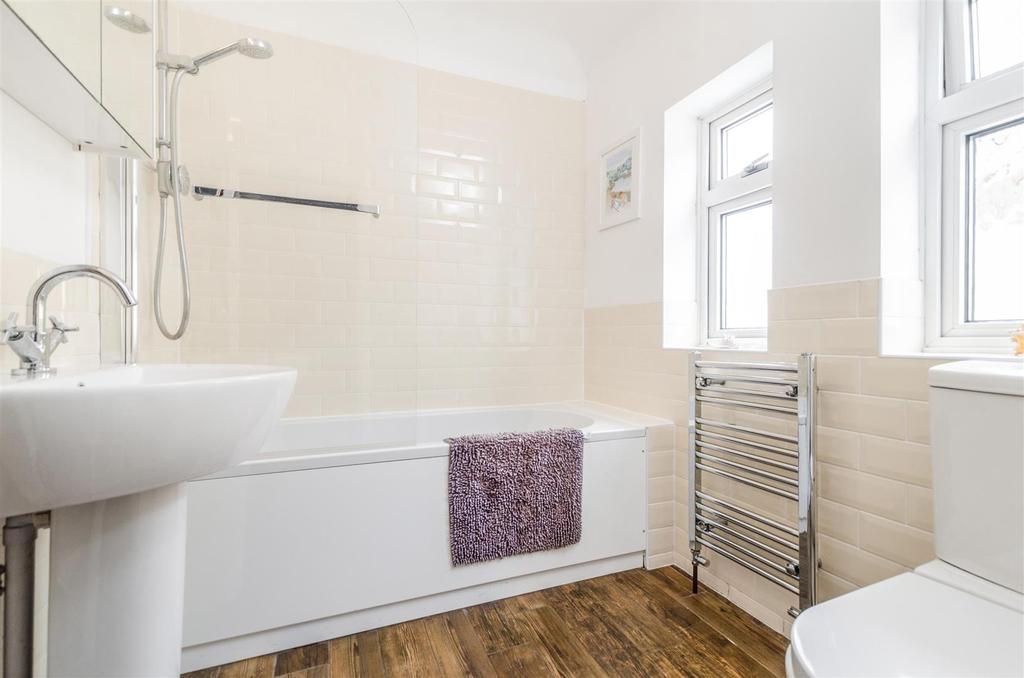 434552863 - 14 Gassiot Way, Sutton SM15.jpg