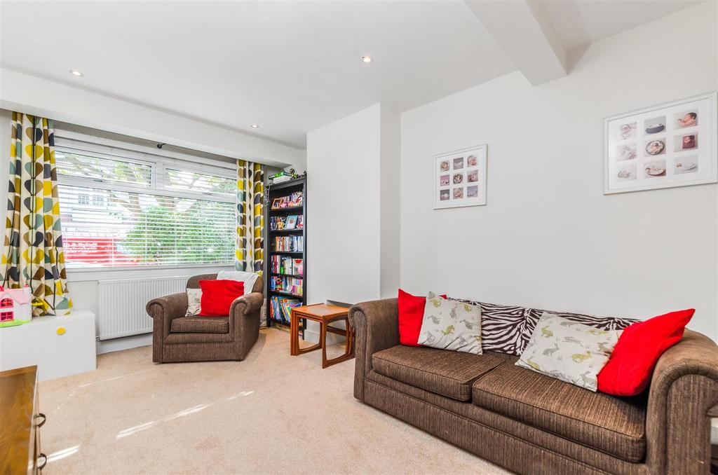 434552863 - 14 Gassiot Way, Sutton SM18.jpg