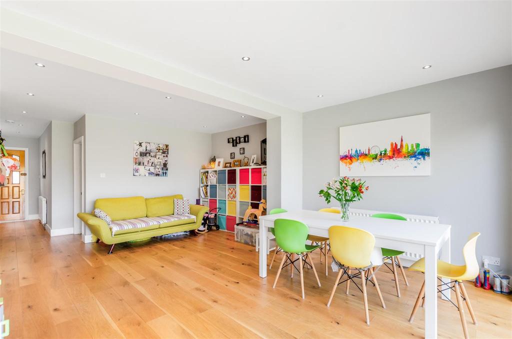 434552863 - 14 Gassiot Way, Sutton SM113.jpg