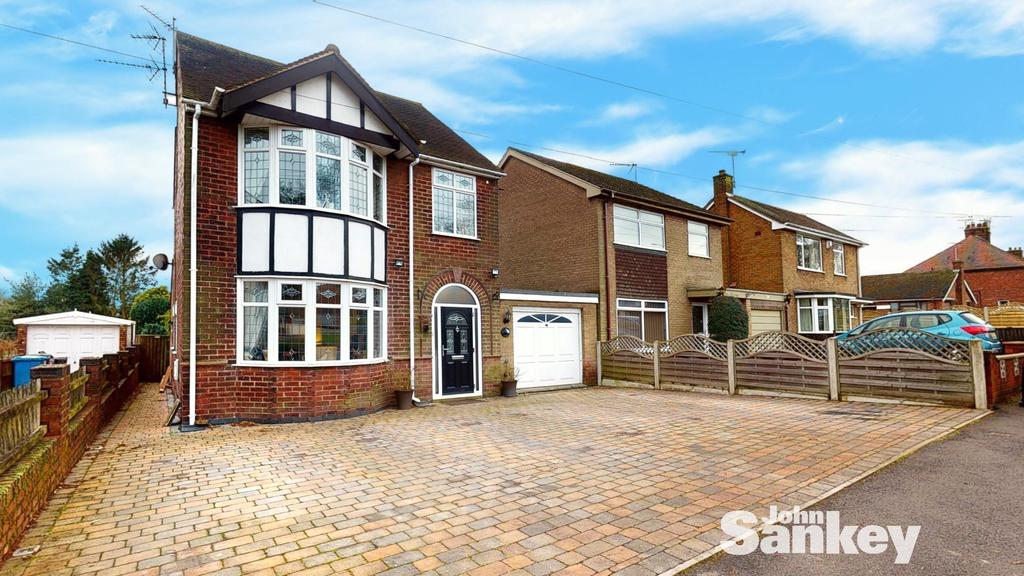 Southwell Road East, Rainworth... 3 bed detached house £250,000