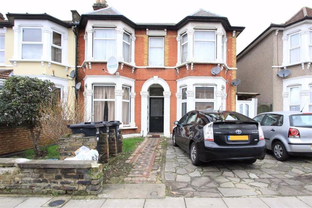 Elgin Road, Seven Kings, Essex, IG3 1 bed flat for sale £250,000