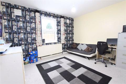 31a Elgin Road, Ilford, IG3 8LL