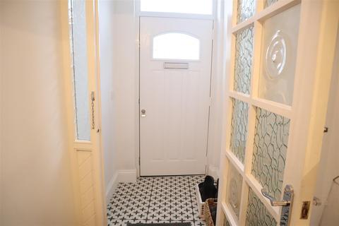 28 Alban Road, Llanelli, SA15 1EW