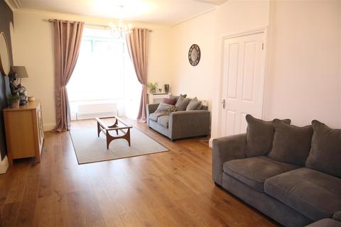 28 Alban Road, Llanelli, SA15 1EW