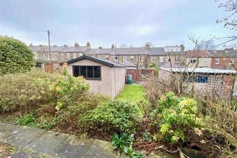 53 Adelphi Road, Huddersfield, HD3 4BB