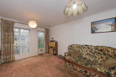 28 Andrews Close, Worcester Park, KT4 8PF