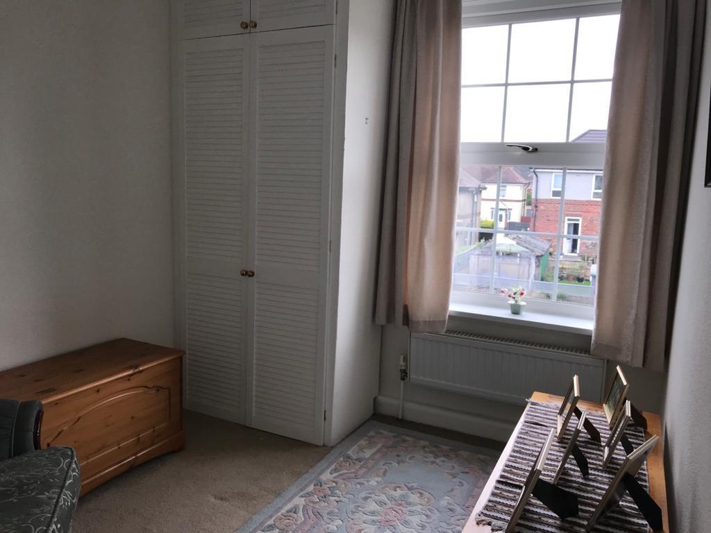 Bedroom 4.jpg