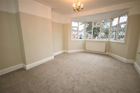 31 Wilmer Way, London, N14 7HT