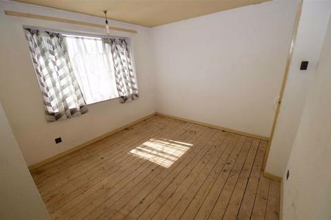 32 Cranstone Crescent, Glenfield, Leicester, LE3 8LA