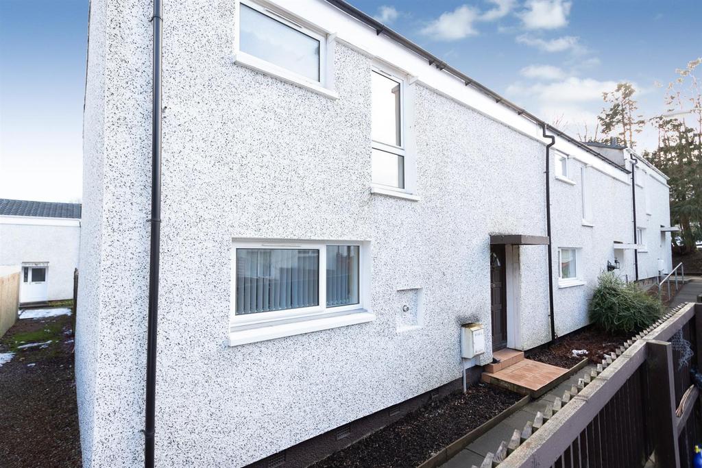 Wallace Crescent, Perth 3 bed house £147,000