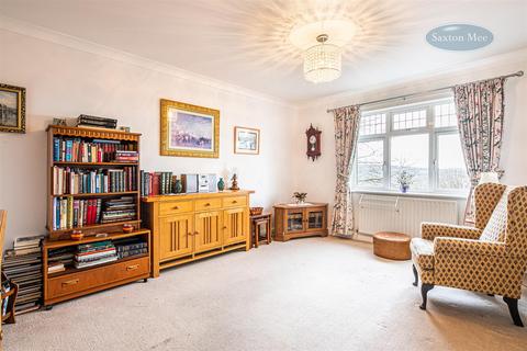 8 Bole Hill Close, Sheffield, S6 5ED