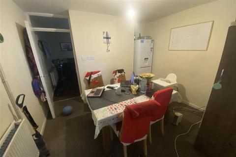 12 Mera Drive, Bexleyheath, DA7 4JN