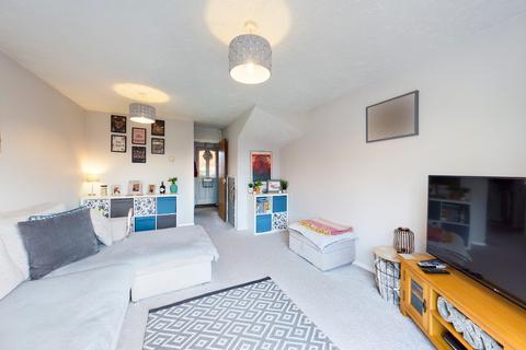 5 Aldersea Close, Stoke-on-trent, ST6 4DY