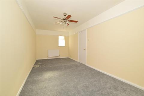 182 Avenue Road, Erith, DA8 3AZ