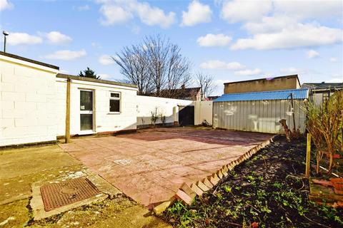 182 Avenue Road, Erith, DA8 3AZ