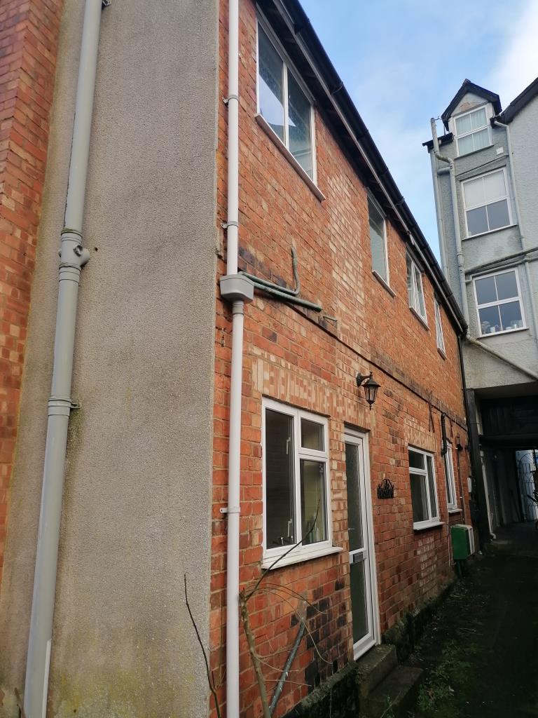 Knighton Powys, Guide Price £90, 000 to £100, 000, LD7 3 bed semi