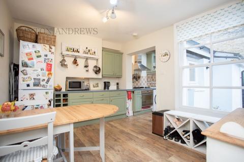1 Kerrison Place, London, W5 5NG