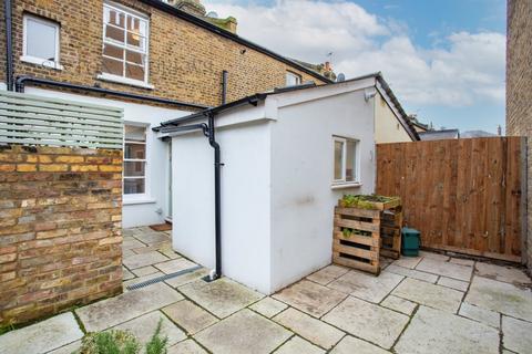 1 Kerrison Place, London, W5 5NG