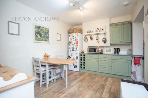 1 Kerrison Place, London, W5 5NG