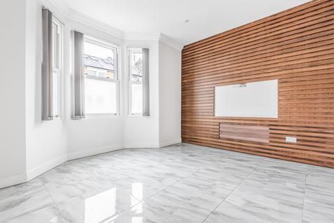 57 Abdale Road, London, W12 7ES