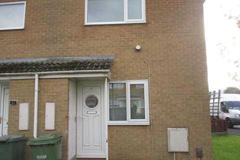 1 bedroom semi-detached house to rent, Hickling Grove, Stockton on Tees TS19