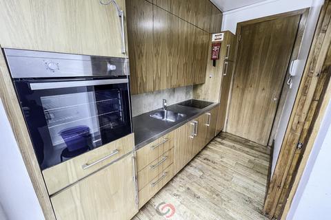 1 bedroom flat to rent, Caledonian Road, Kings Cross, London  N1