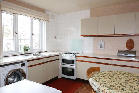 1 Alauna Avenue, Alcester, B49 6AW