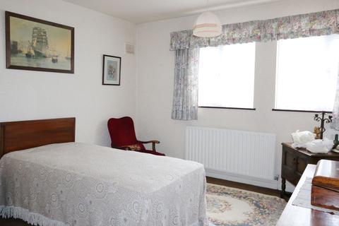 1 Alauna Avenue, Alcester, B49 6AW