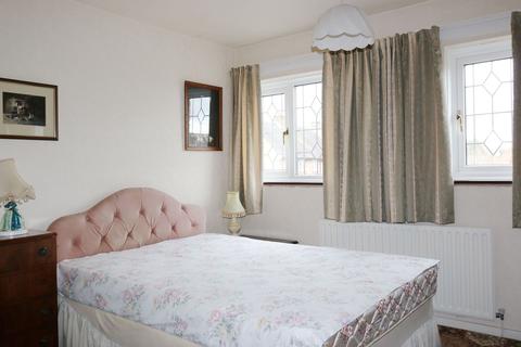 1 Alauna Avenue, Alcester, B49 6AW