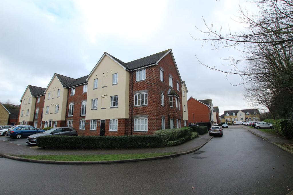 Covesfield, Gravesend, Kent 2 bed apartment £900 pcm (£208 pw)