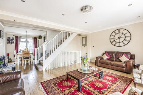 13 Reynard Close, Bromley, BR1 2AB
