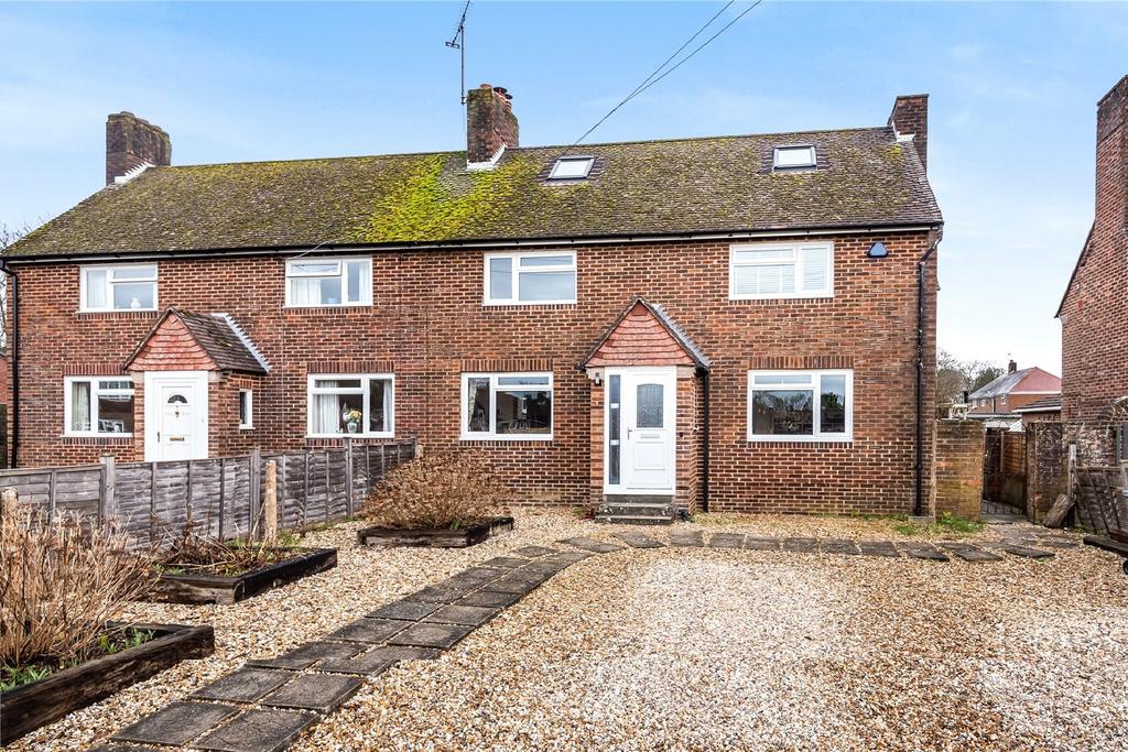 Willis Waye, Kings Worthy... 5 bed semidetached house £485,000
