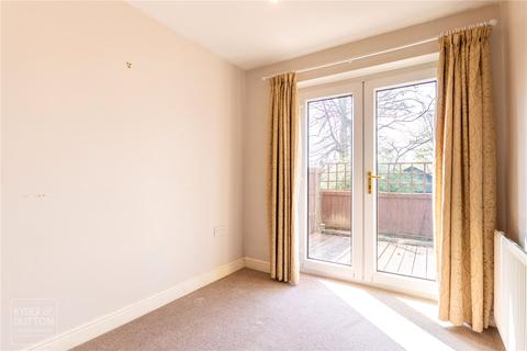 16 Beechtree Court, Huddersfield, HD2 1EZ