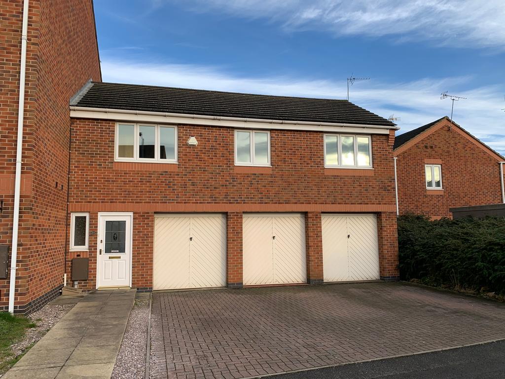 Eaton Drive, Rugeley, WS15 2FS 2 bed terraced house £625 pcm (£144 pw)