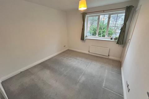 2 bedroom terraced house to rent, Newbury,  Berkshire,  RG14